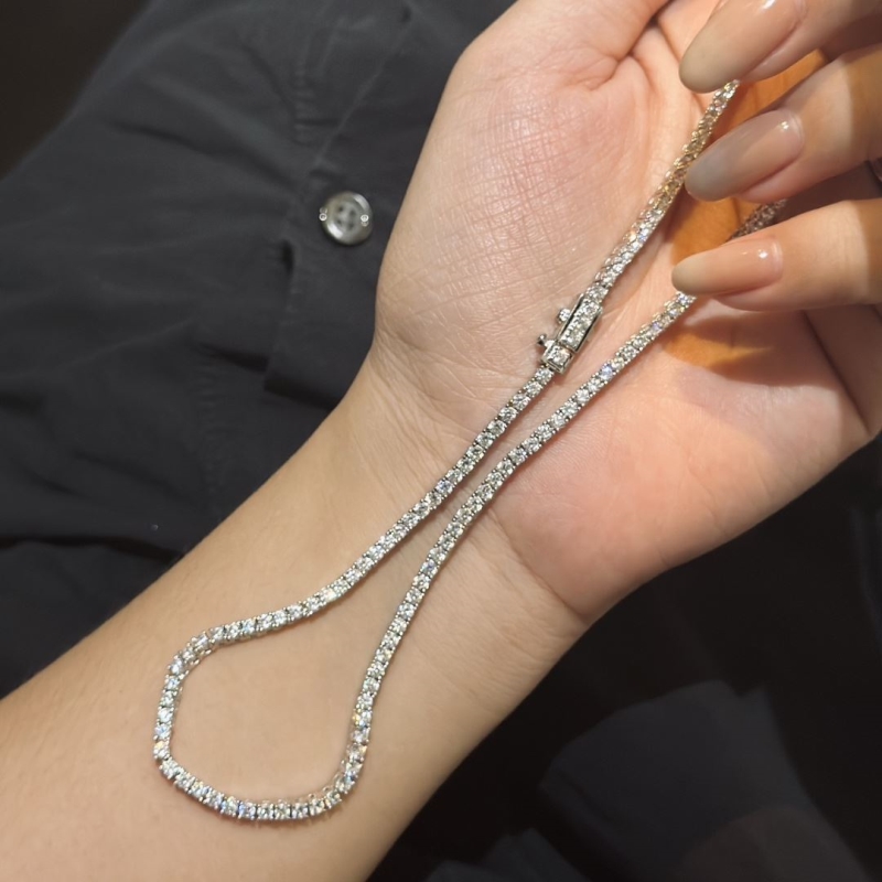 T*f*ny necklaces